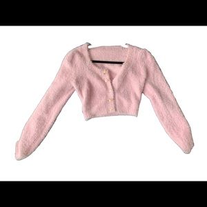 Cozy fuzzy pink cropped cardigan with flower button detail {size: small}